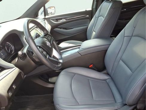 Used 2024 Buick Enclave Essence w/ Sport Touring Edition FWD image 5
