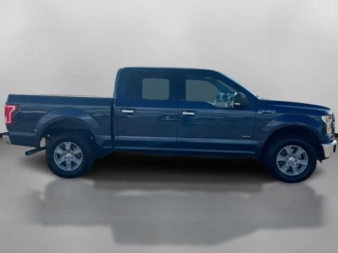 Used 2016 Ford F150 XLT w/ Equipment Group 301A Mid AWD/4WD image 7