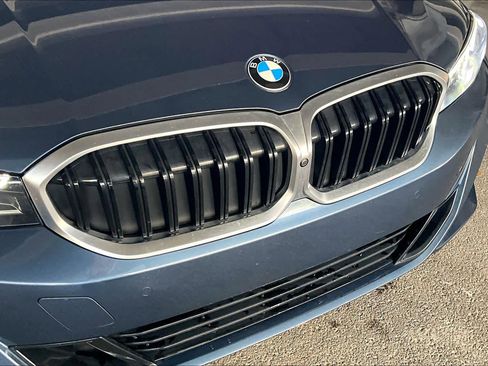 Certified 2025 BMW 330i Sedan image 30