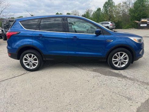 Used 2019 Ford Escape SE image 7