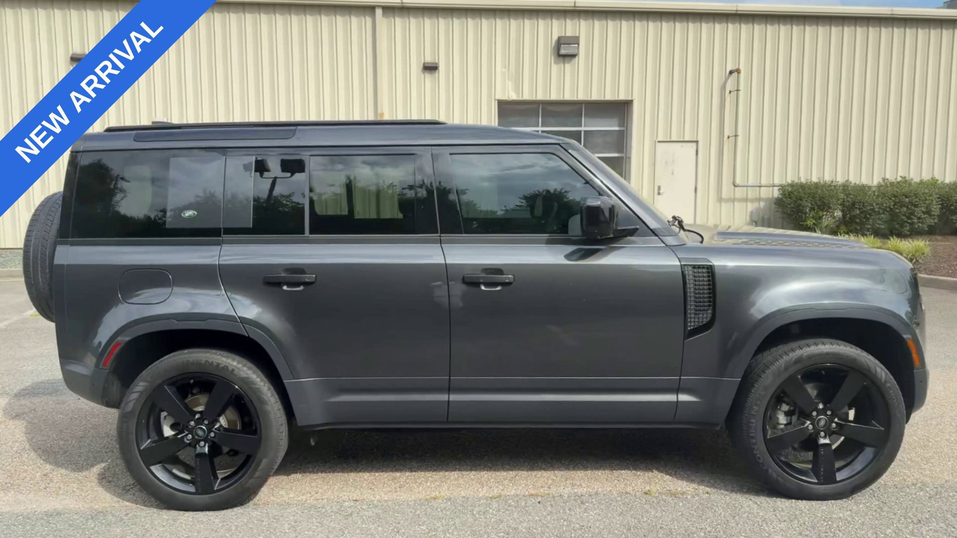 Used 2024 Land Rover Defender 110 S AWD/4WD image 3