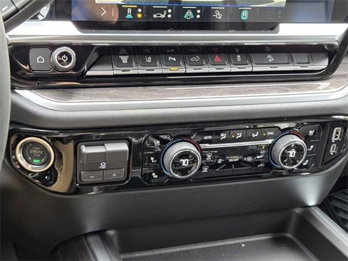 New 2026 Chevrolet Silverado 2500 LTZ w/ LTZ Premium Package image 22