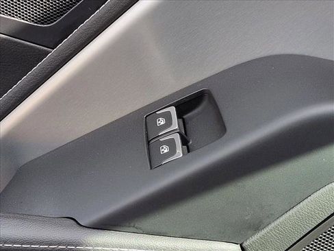 Used 2019 Chevrolet Corvette Grand Sport w/ Carbon Flash Badge Package image 22