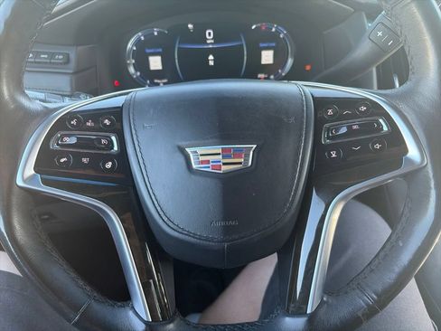 Used 2017 Cadillac Escalade ESV Platinum AWD/4WD image 24
