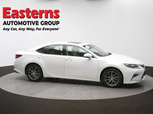 Used 2017 Lexus ES 350 w/ Navigation System Package FWD image 51