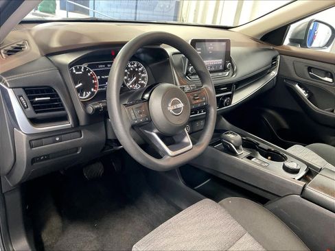 Certified 2023 Nissan Rogue SV image 8