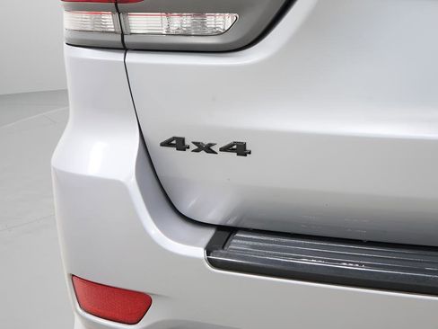 Used 2015 Jeep Grand Cherokee Altitude image 10