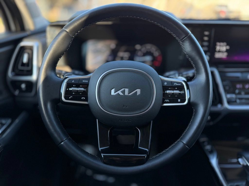 Used 2023 Kia Sorento SX Prestige AWD/4WD image 42