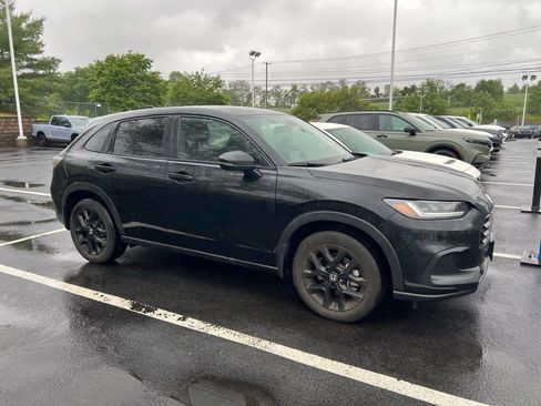 Used 2024 Honda HR-V Sport image 2