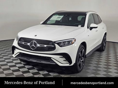 New 2025 Mercedes-Benz GLC 350e 4MATIC image 1