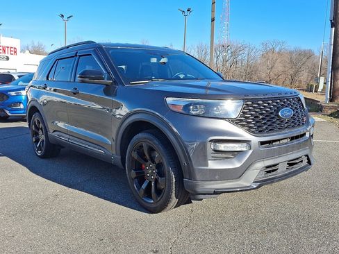 Used 2020 Ford Explorer ST w/ ST Street Pack image 7