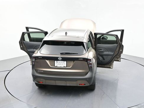 Used 2026 Nissan Kicks SV FWD image 25