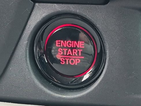 Used 2025 Honda Pilot EX-L image 30
