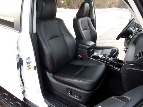 Used 2015 Toyota 4Runner Trail Premium image 23