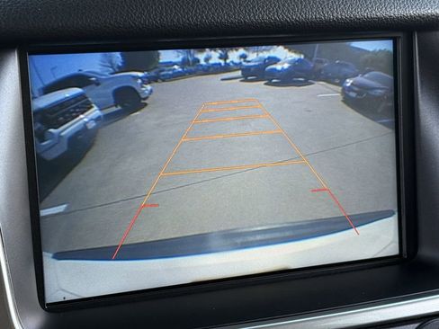 Used 2015 Chevrolet Suburban LT w/ Texas Edition image 17