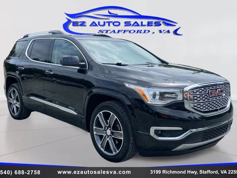 Used 2017 GMC Acadia Denali w/ Technology Package AWD/4WD image 3