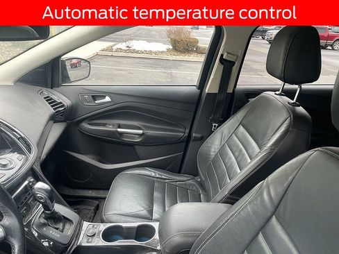 Used 2016 Ford Escape Titanium w/ Equipment Group 301A image 10