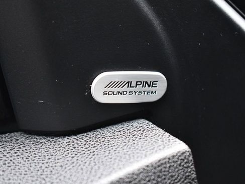 Used 2019 Chrysler 300 S image 20