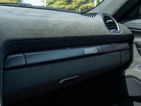 Certified 2025 Porsche 718 Cayman GT4 RS image 33