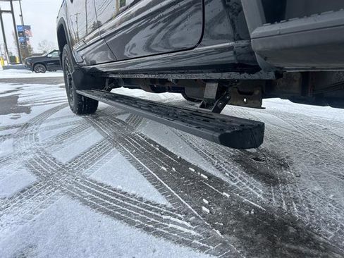 Used 2024 Chevrolet Silverado 2500 High Country w/ Midnight Edition image 13