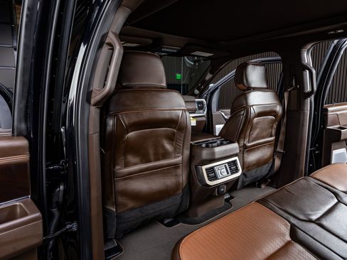 Used 2025 Ford F350 King Ranch w/ Chrome Package image 34