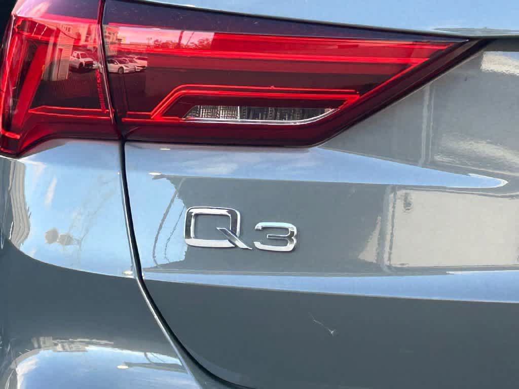 Used 2020 Audi Q3 2.0T Premium Plus w/ Premium Plus Package AWD/4WD image 6