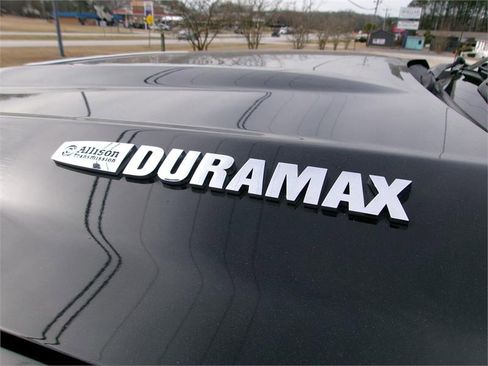 Used 2019 Chevrolet Silverado 3500 High Country w/ Duramax Plus Package image 10