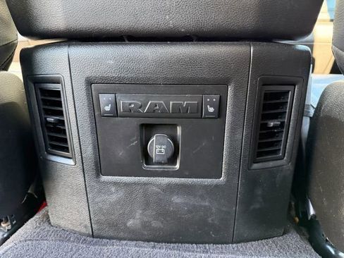 Used 2018 RAM 2500 Laramie w/ Sport Appearance Group image 27