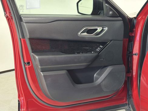 Used 2020 Land Rover Range Rover Velar R-Dynamic S image 21