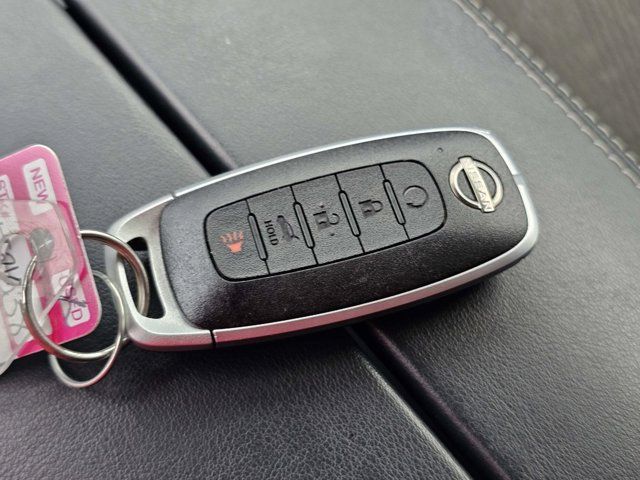 Used 2026 Nissan Rogue SV FWD image 30
