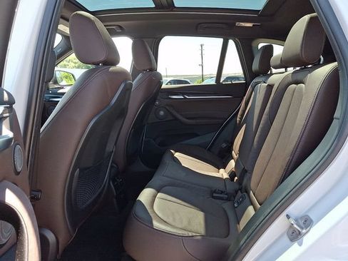 Used 2021 BMW X1 sDrive28i w/ Premium Package FWD image 10