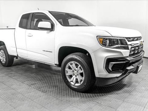 Used 2022 Chevrolet Colorado LT w/ Fleet Safety Package RWD image 12