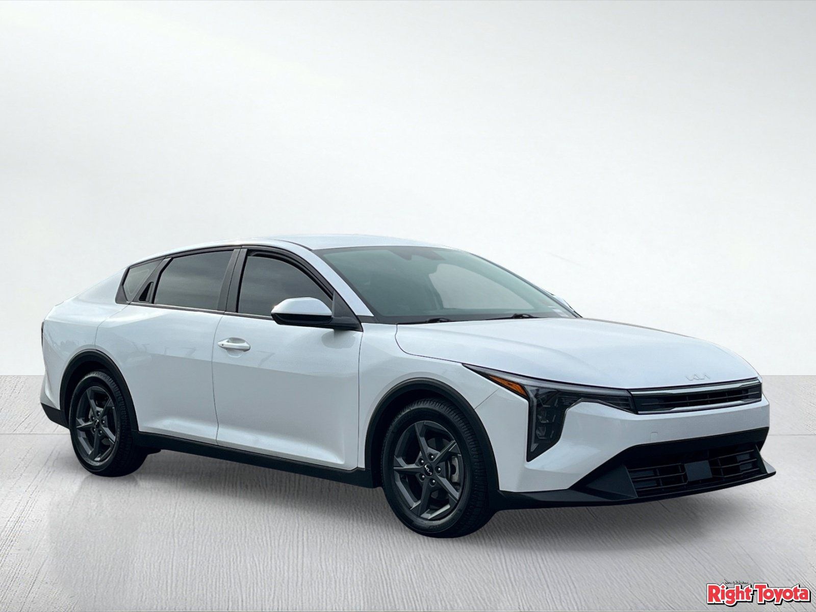 Used 2025 Kia K4 FWD image 8