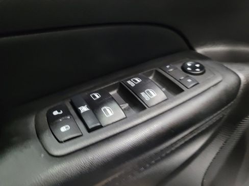 Used 2021 Jeep Grand Cherokee Limited AWD/4WD image 27