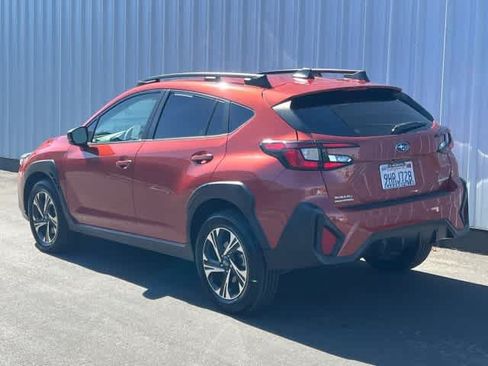 Used 2024 Subaru Crosstrek 2.0i Premium AWD/4WD image 4