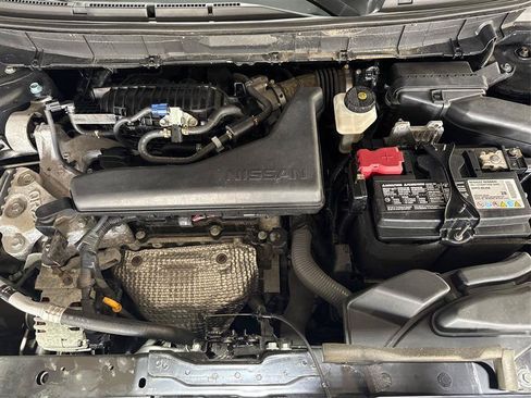 Used 2019 Nissan Rogue S AWD/4WD image 21