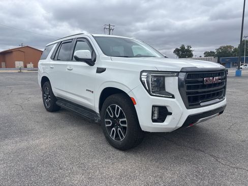 Used 2023 GMC Yukon AT4 image 3