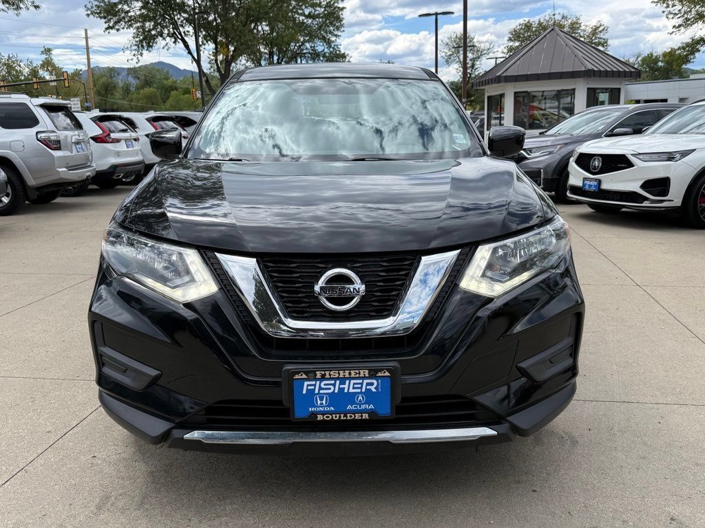 Used 2017 Nissan Rogue S AWD/4WD image 9
