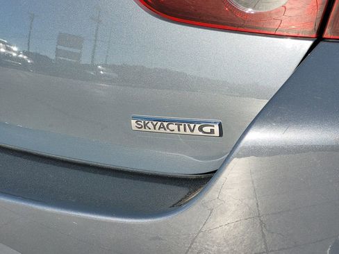 Used 2023 MAZDA MAZDA3 s image 9