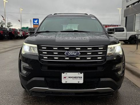 Used 2016 Ford Explorer XLT w/ Equipment Group 202A FWD image 35