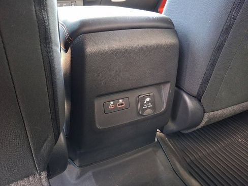 Certified 2023 Nissan Frontier PRO-4X w/ Pro Convenience Package AWD/4WD image 12