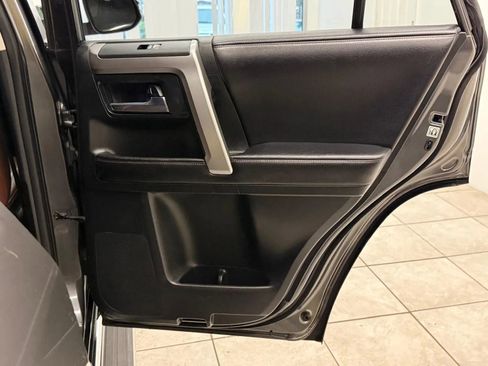 Used 2016 Toyota 4Runner Limited image 18
