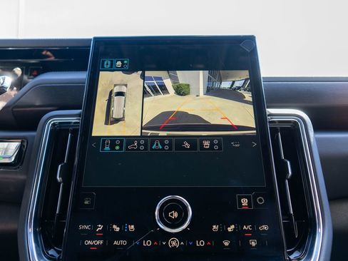 New 2026 GMC Yukon XL Denali w/ Denali Reserve Package AWD/4WD image 29