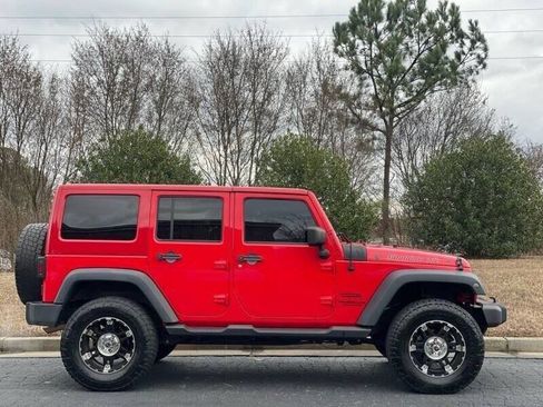 Used 2015 Jeep Wrangler Unlimited Sport w/ Quick Order Package 24S AWD/4WD image 4