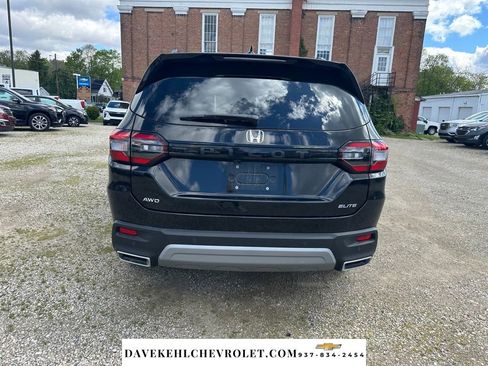 Used 2025 Honda Pilot Elite image 4
