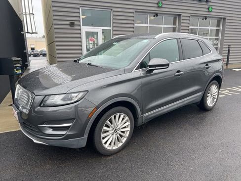 Used 2019 Lincoln MKC Premiere image 1