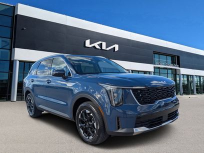 Certified 2025 Kia Sorento S