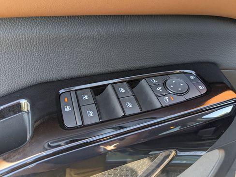 New 2026 Nissan Pathfinder Platinum image 14