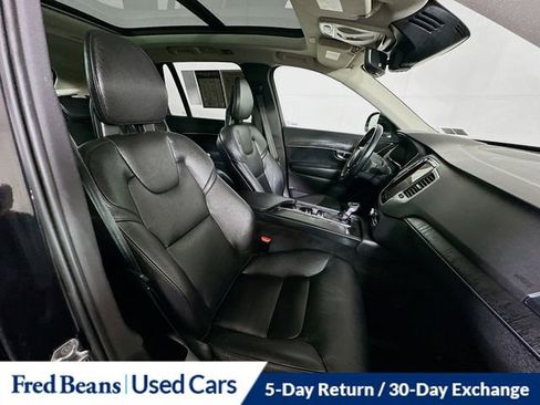 Used 2020 Volvo XC90 T6 Momentum w/ Protection Package image 30