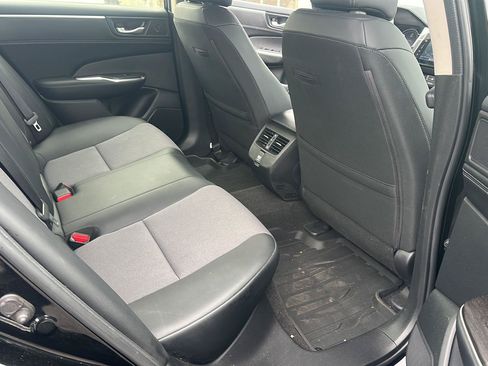 Used 2018 Honda Clarity Plug-In Hybrid image 12